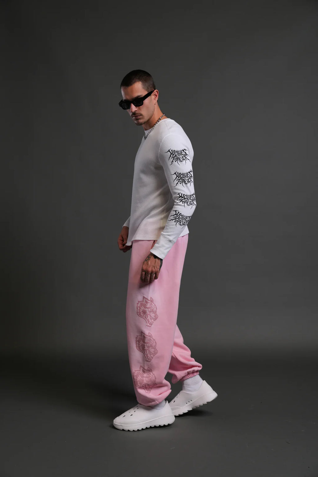 HEART CHERUB UNISEX LIGHTWEIGHT LOUNGER SWEAT PANTS IN CHERRY BLOSSOM HALO WASH