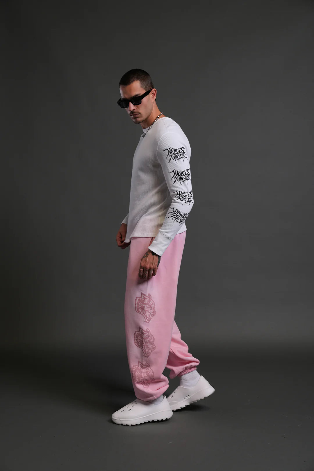 HEART CHERUB UNISEX LIGHTWEIGHT LOUNGER SWEAT PANTS IN CHERRY BLOSSOM HALO WASH