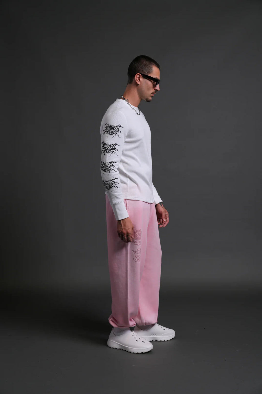 HEART CHERUB UNISEX LIGHTWEIGHT LOUNGER SWEAT PANTS IN CHERRY BLOSSOM HALO WASH