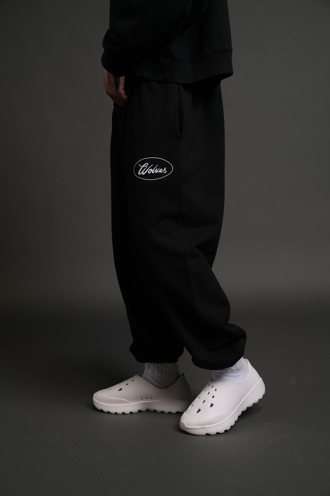 DARC SPORT MMXV UNISEX LOUNGER SWEAT PANTS IN BLACK