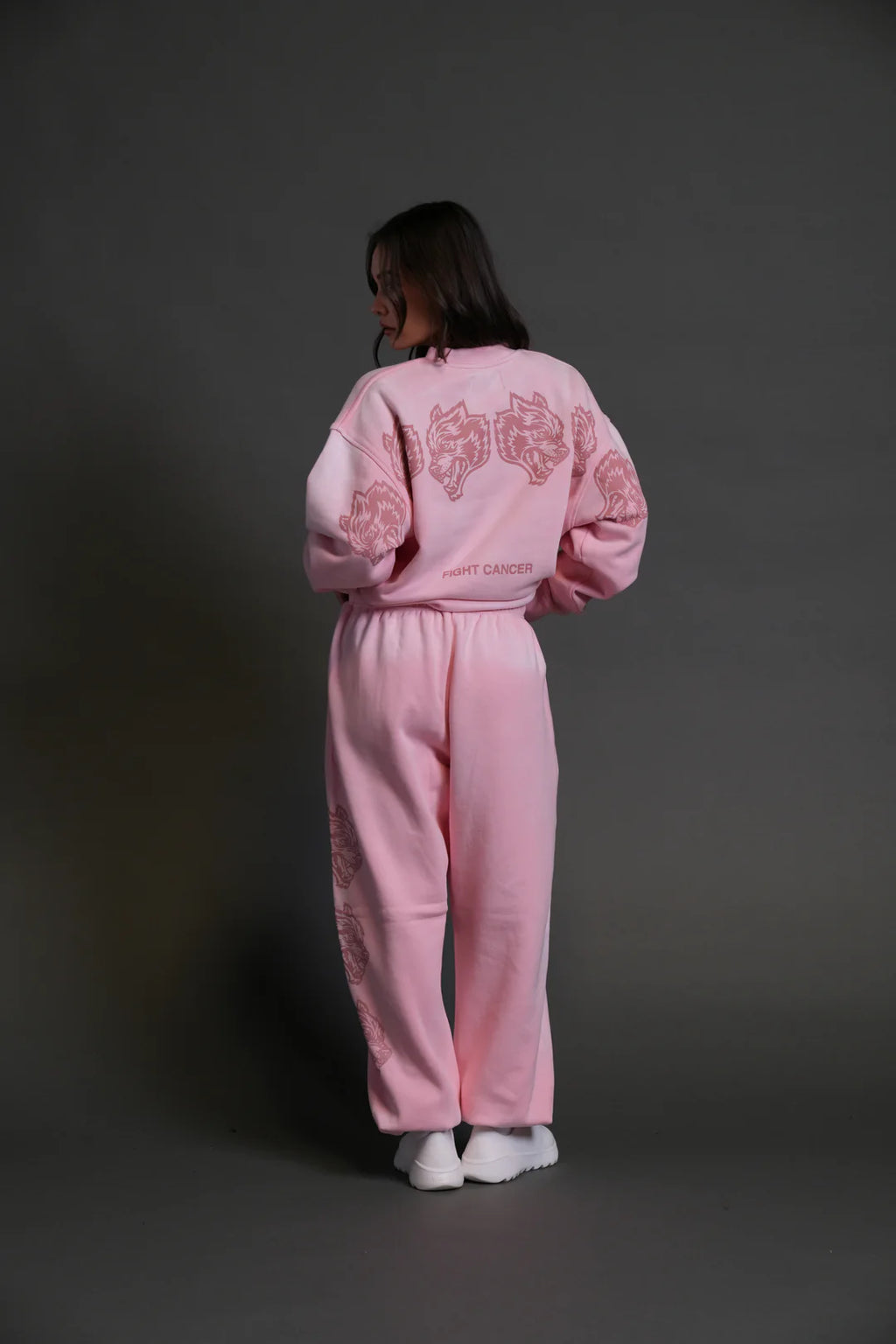 WOLVES HAVE YOUR BACK LONDON UNISEX CREWNECK IN CHERRY BLOSSOM HALO WASH