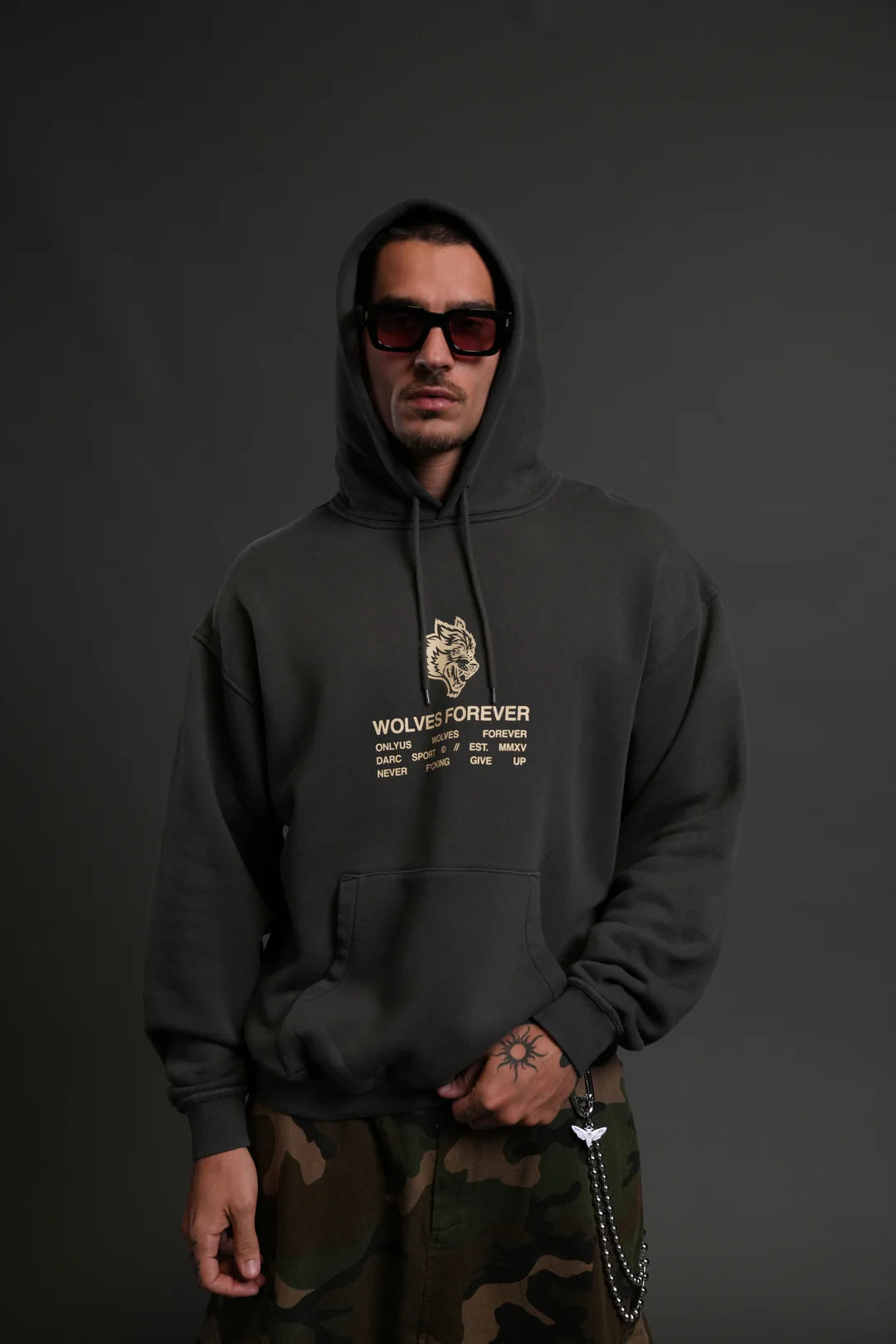 WOLVES HAVE YOUR BACK "BISHOP" HOODIE IN WOLF GRAY HALO WASH