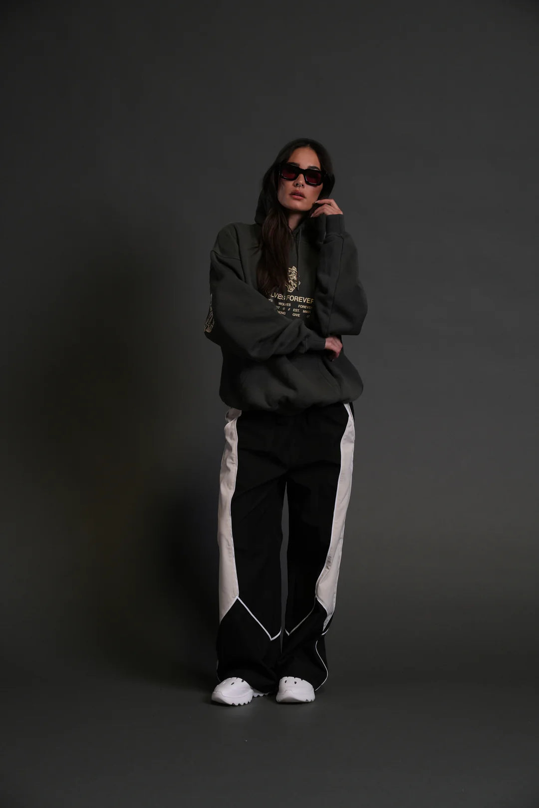 WOLVES HAVE YOUR BACK "BISHOP" HOODIE IN WOLF GRAY HALO WASH