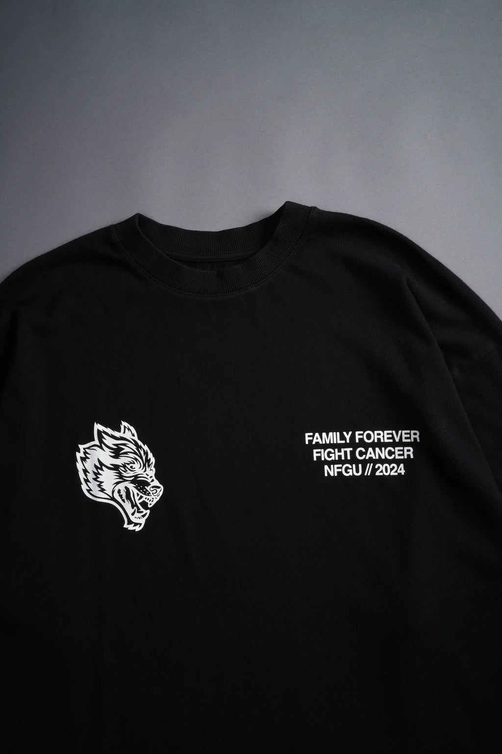 KEEP ON FIGHTING "PREMIUM" OVERSIZED TEE IN BLACK