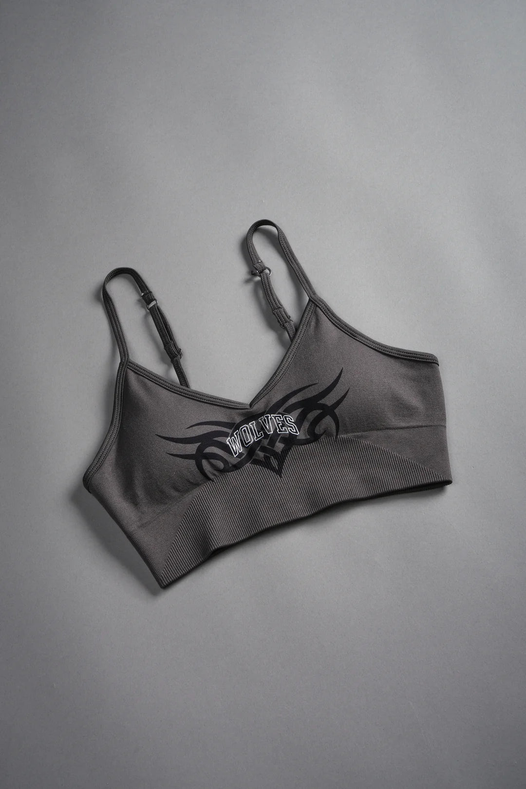 FINITE CODE LOYALTY "EVERSON SEAMLESS" SPORTS BRA IN WOLF GRAY