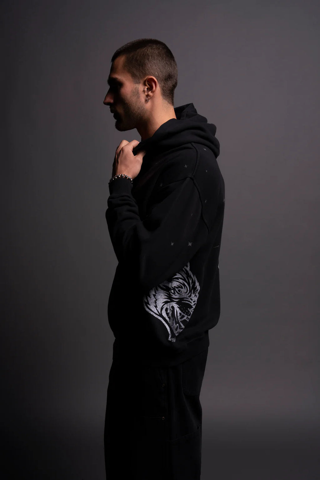 VEGETA ENERGY "PIERCE" HOODIE IN BLACK