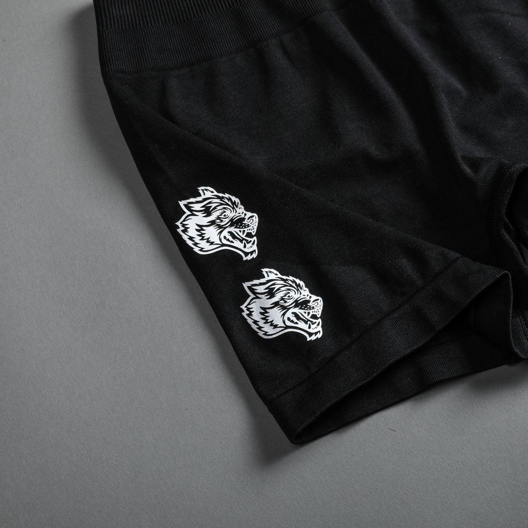 SHE OUR LOYALTY KATYA SEAMLESS SHORTS IN BLACK