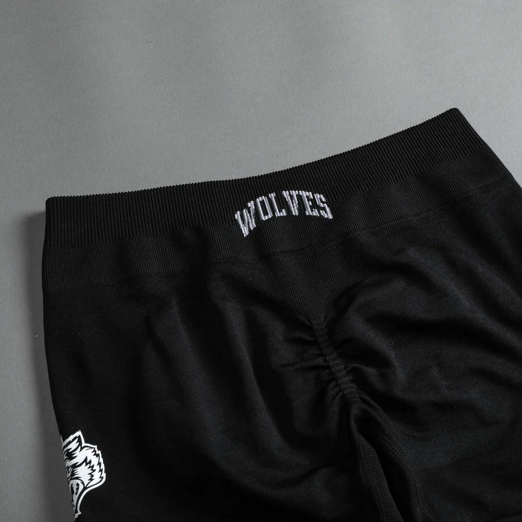 SHE OUR LOYALTY KATYA SEAMLESS SHORTS IN BLACK