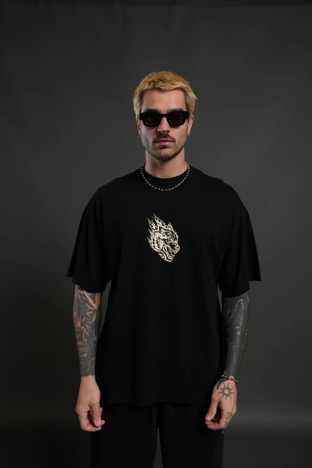 WOLVES INFERNO "PREMIUM" OVERSIZED TEE IN BLACK
