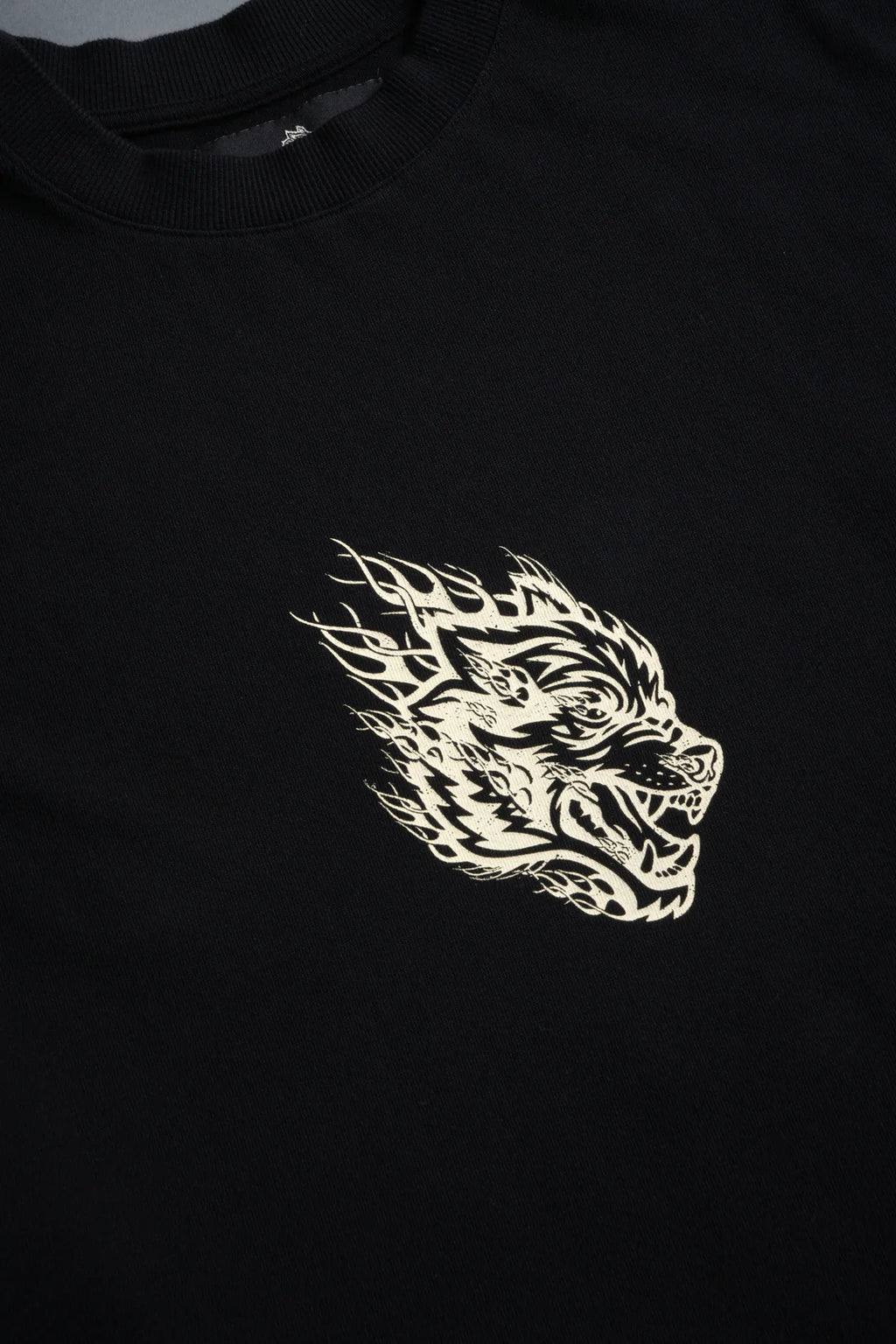 WOLVES INFERNO "PREMIUM" OVERSIZED TEE IN BLACK