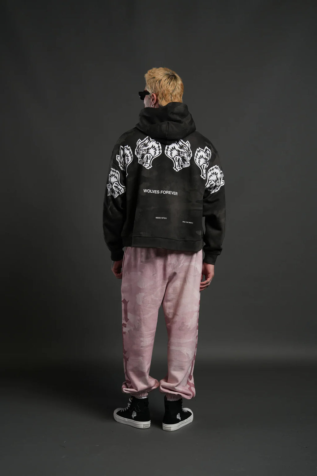 WOLVES HAVE YOUR BACK UNISEX "BOX CUT" PIERCE HOODIE IN BLACK VINTAGE WOODLAND CAMO