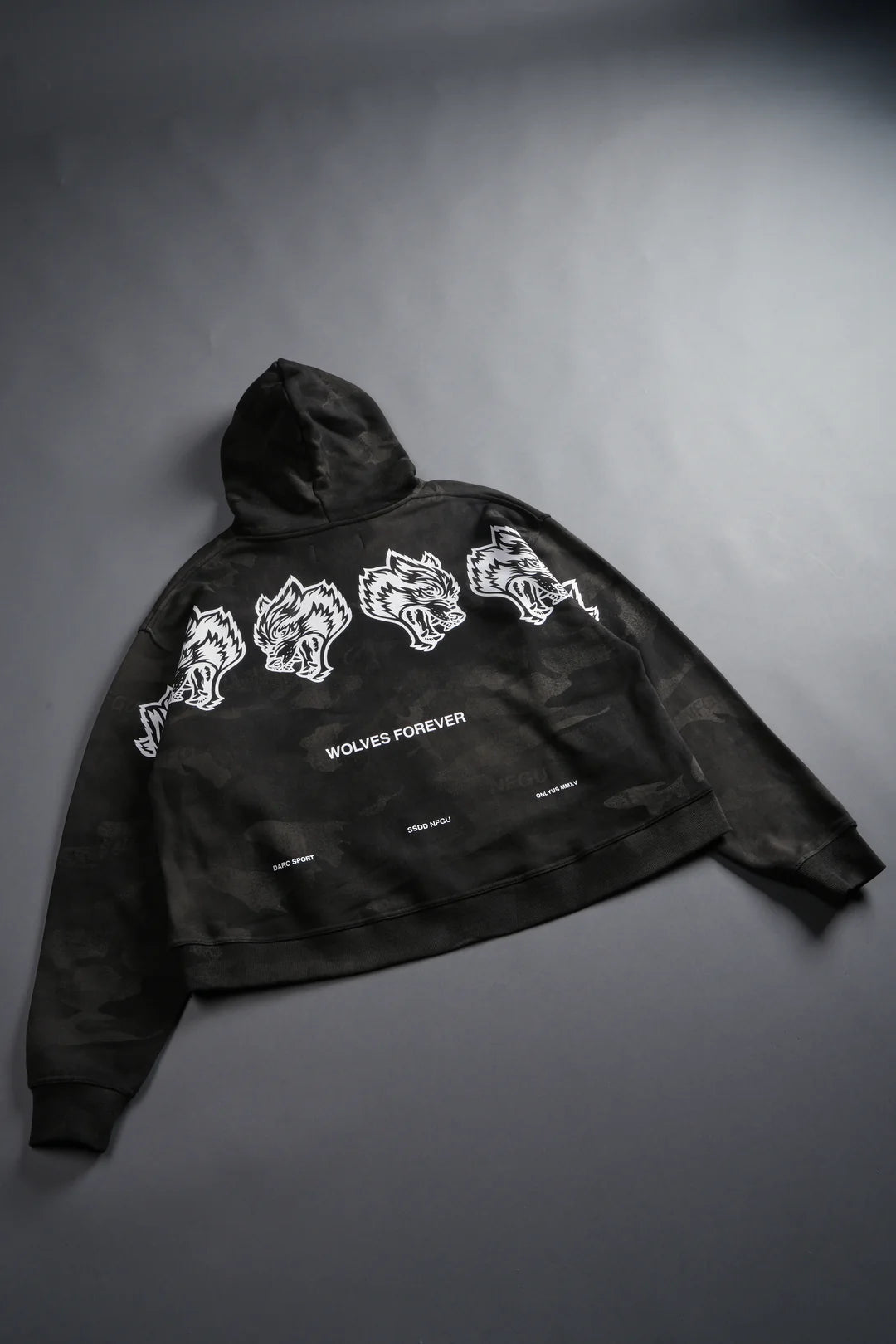 WOLVES HAVE YOUR BACK UNISEX "BOX CUT" PIERCE HOODIE IN BLACK VINTAGE WOODLAND CAMO