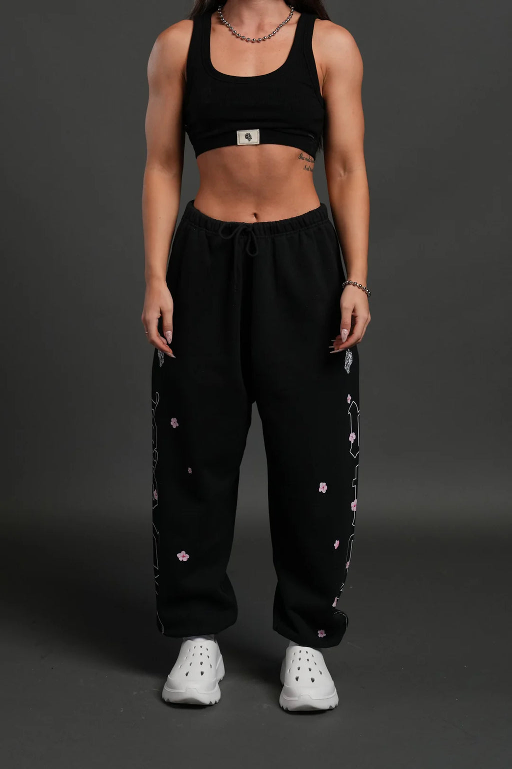 BLOSSOM MANTRA UNISEX LOUNGER SWEAT PANTS IN BLACK