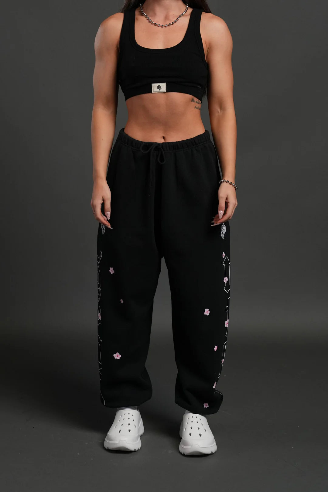BLOSSOM MANTRA UNISEX LOUNGER SWEAT PANTS IN BLACK