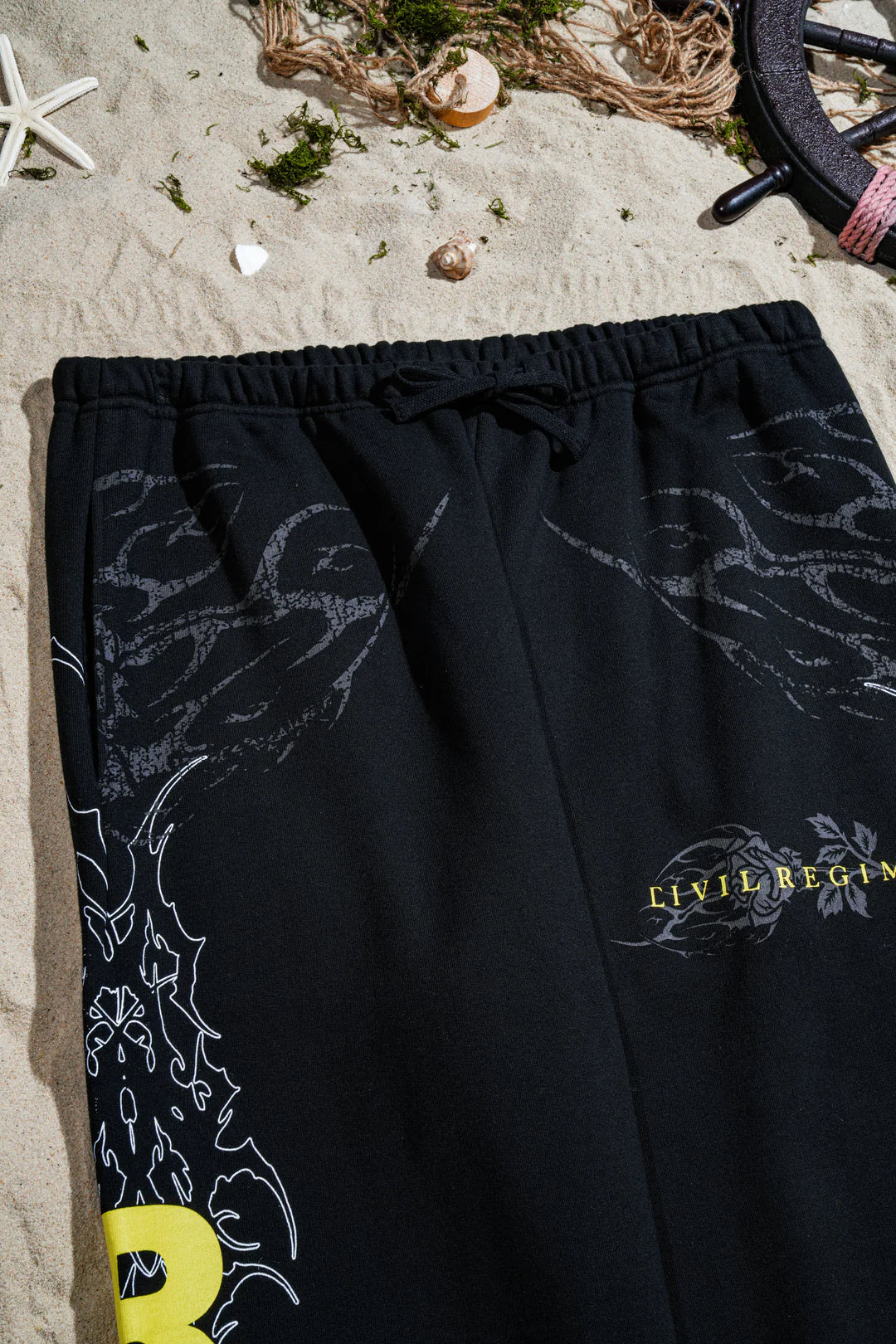 PARA BELLUM LOUNGER SWEAT PANTS IN BLACK