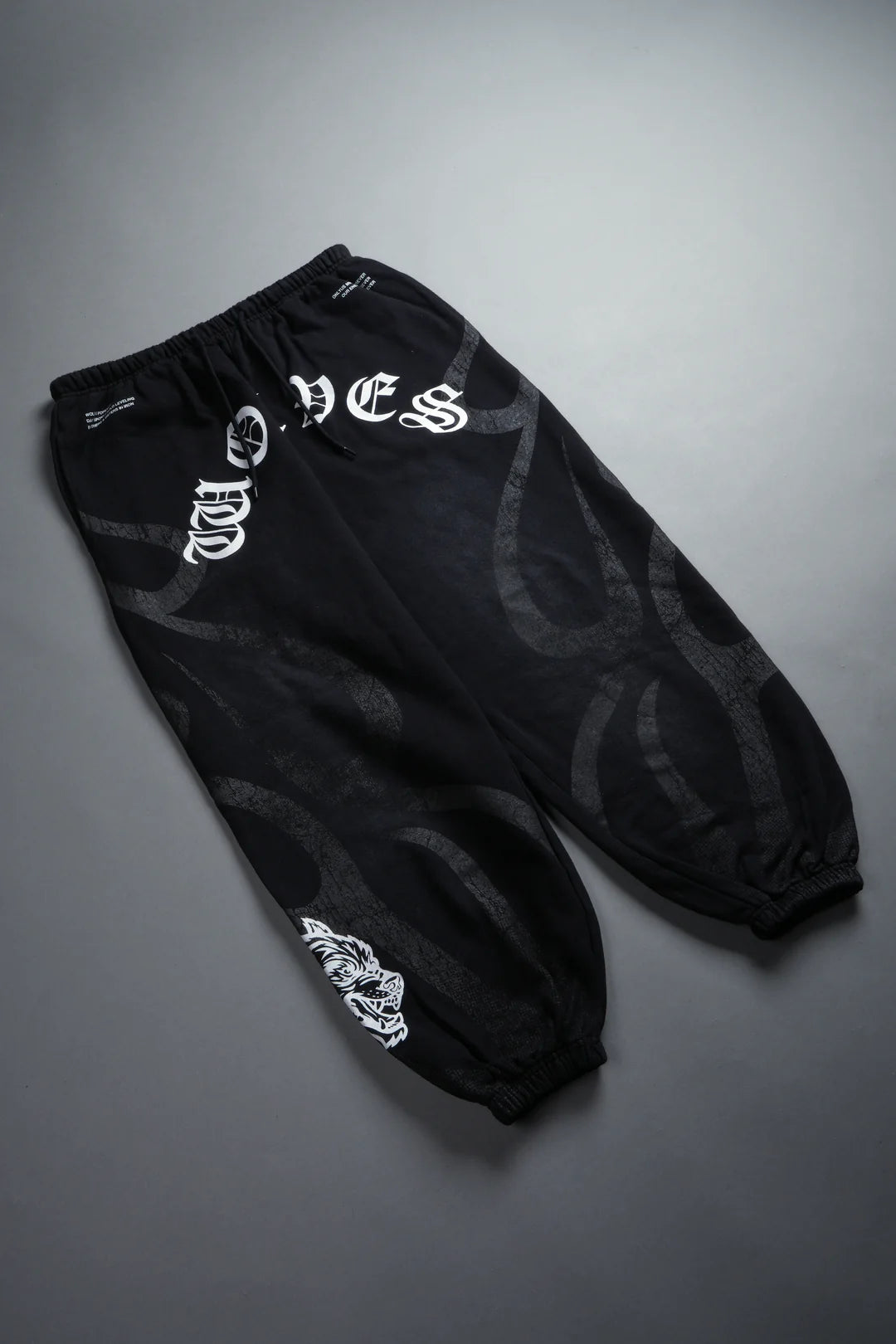 CHOPPER INFERNO LOUNGER SWEAT PANTS IN BLACK SUN FADE
