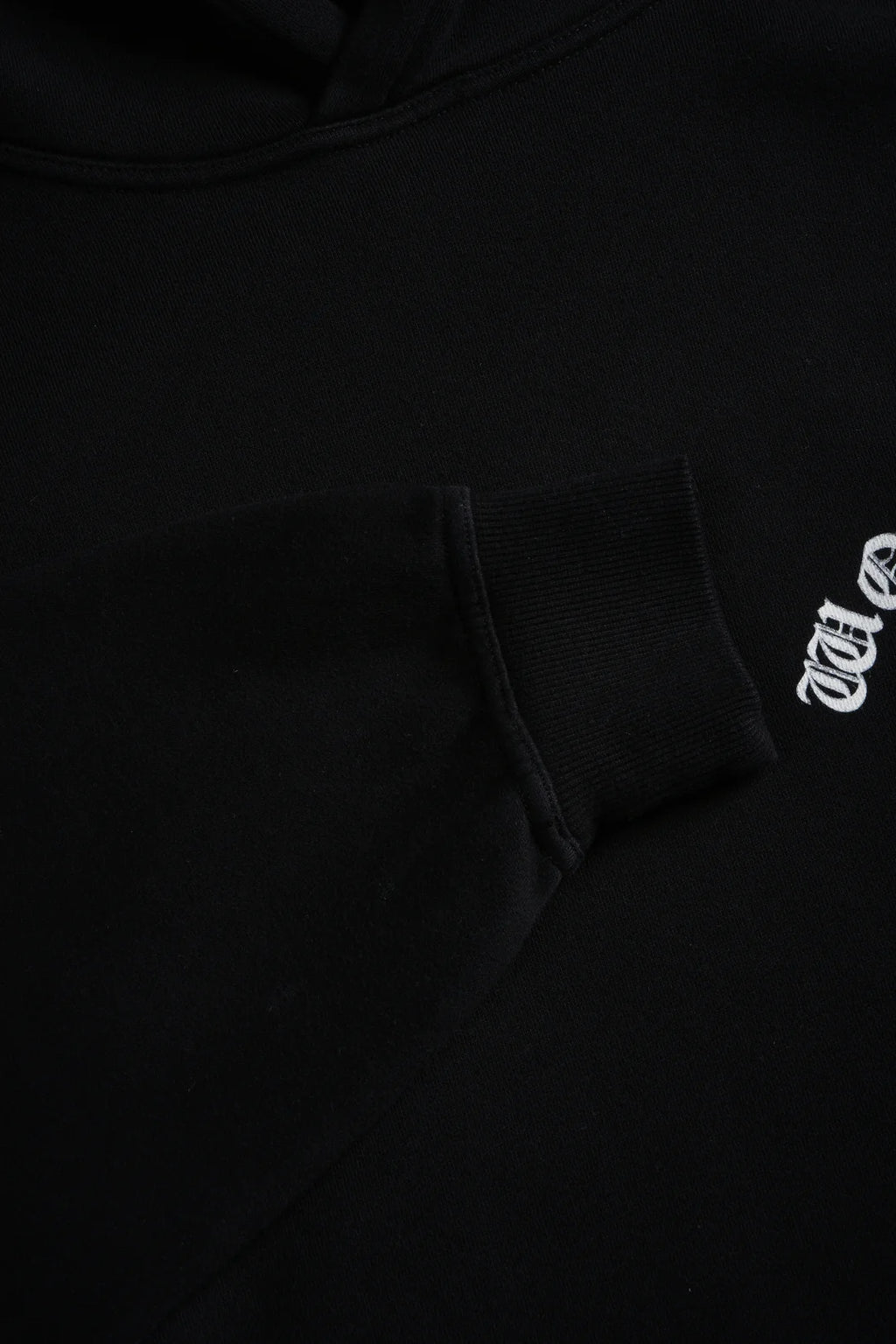 WOLF CHOPPER FRVR "PIERCE" HOODIE IN BLACK
