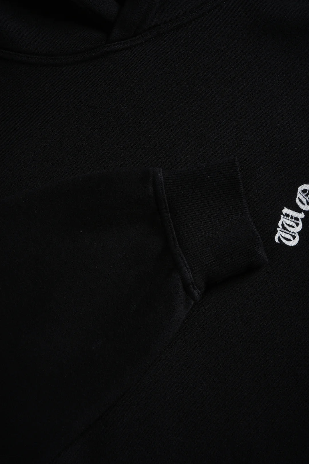 WOLF CHOPPER FRVR "PIERCE" HOODIE IN BLACK