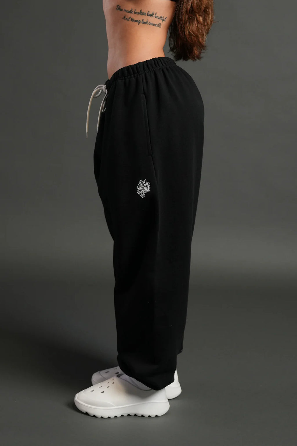 DUAL LOUNGER UNISEX SWEAT PANTS IN BLACK