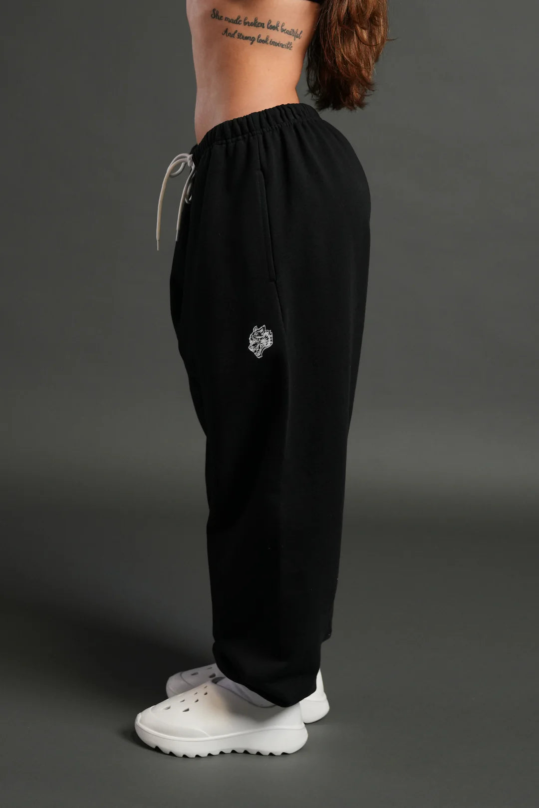 DUAL LOUNGER UNISEX SWEAT PANTS IN BLACK