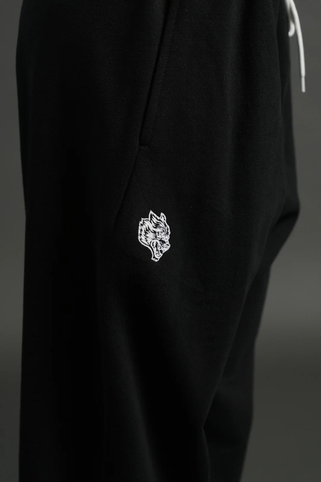 DUAL LOUNGER UNISEX SWEAT PANTS IN BLACK