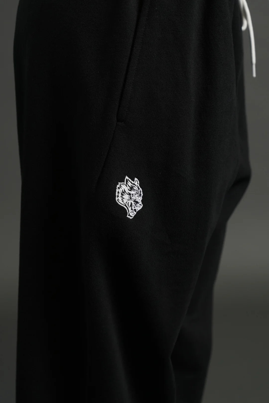 DUAL LOUNGER UNISEX SWEAT PANTS IN BLACK
