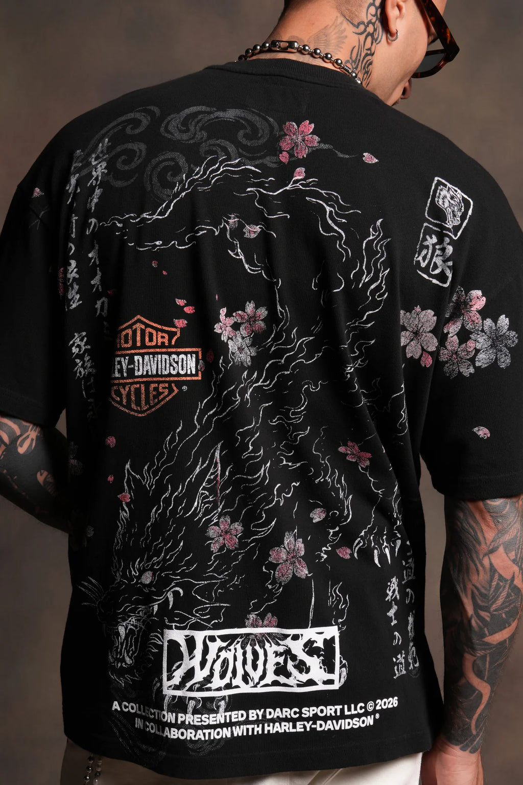 WLVS CODE SIDE-BY-SIDE SERIES PREMIUM TEE IN BLACK