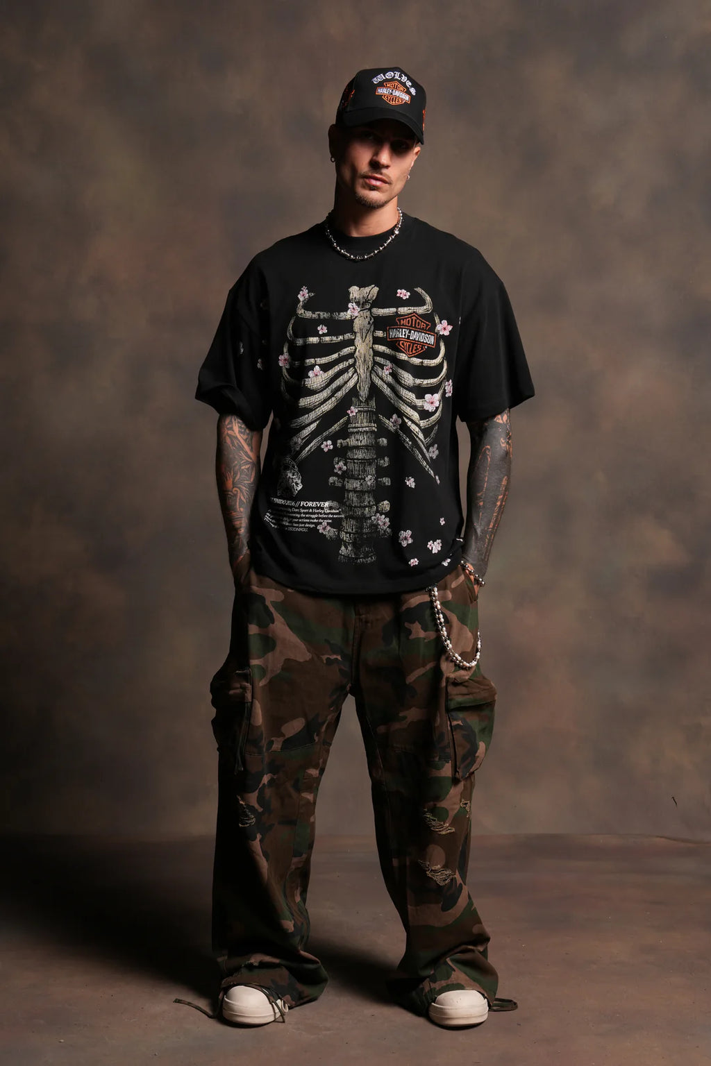 MORI BLOSSOM PREMIUM TEE IN BLACK