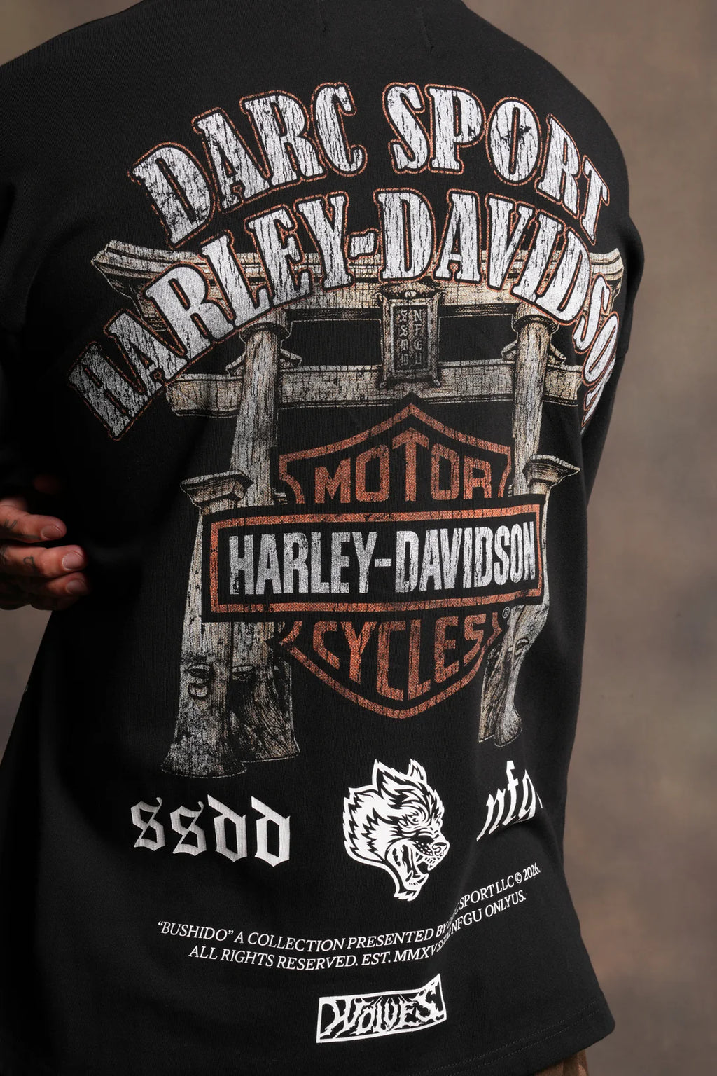 MORI BLOSSOM PREMIUM TEE IN BLACK