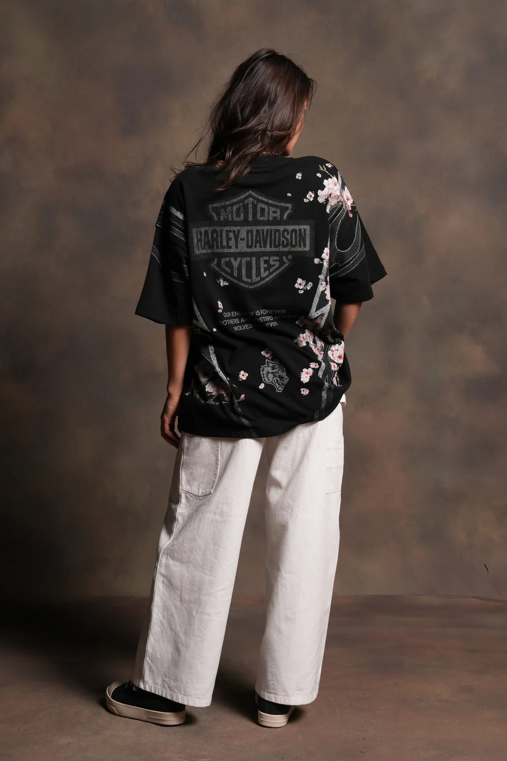 IRON SAKURA PREMIUM TEE IN BLACK