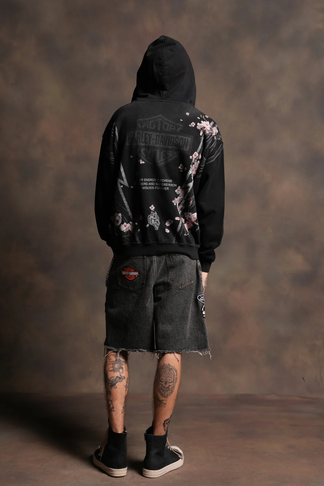 IRON SAKURA GRUNGE MOATIS ZIP HOODIE IN BLACK DRIFT WASH