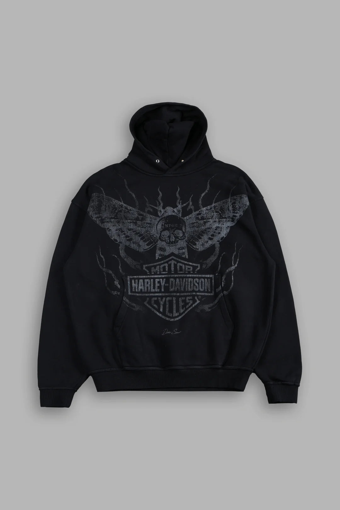 H-D MOTH INFERNO PIERCE HOODIE IN BLACK