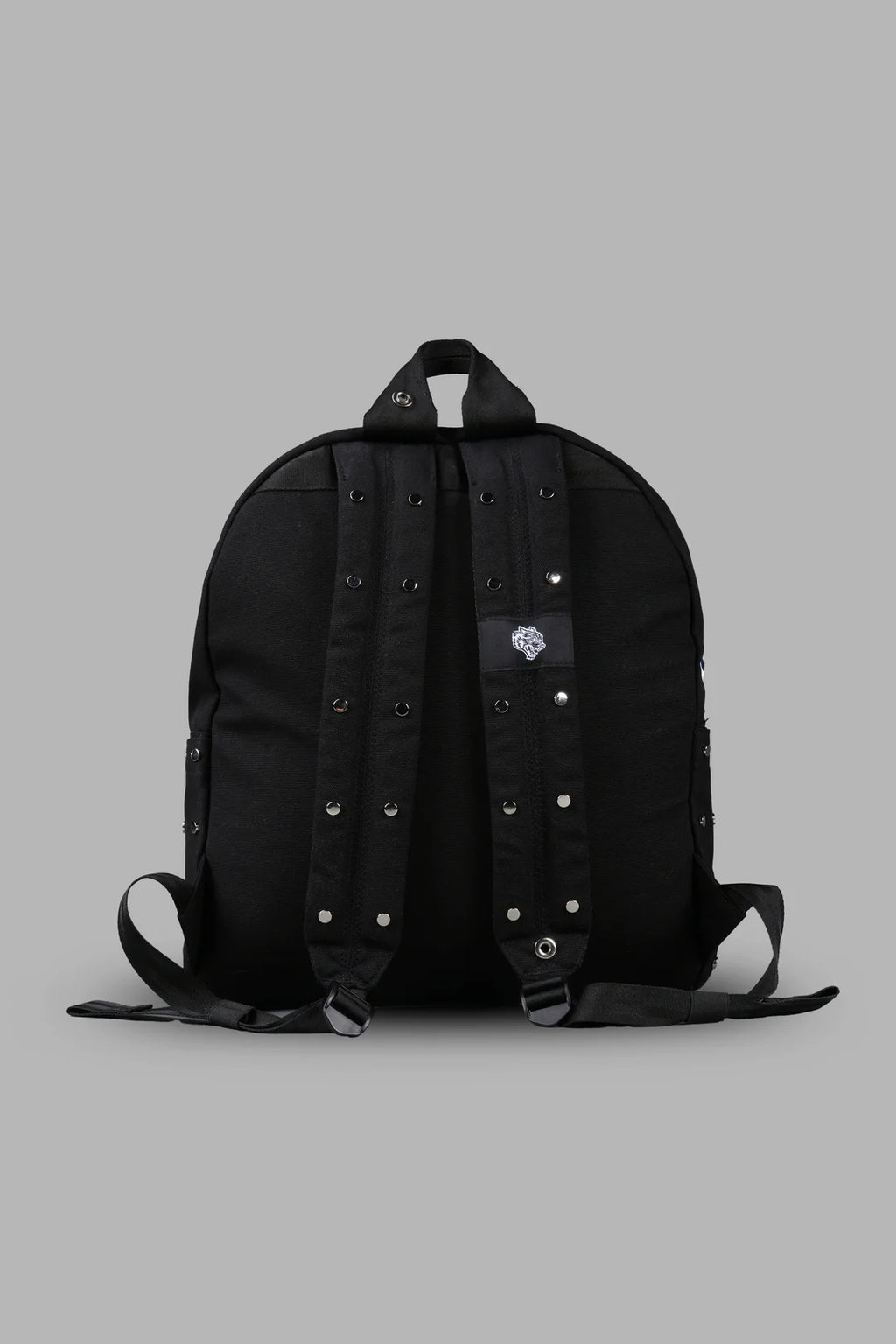 WOLVES CHOPPER EVERYDAY BACKPACK IN BLACK