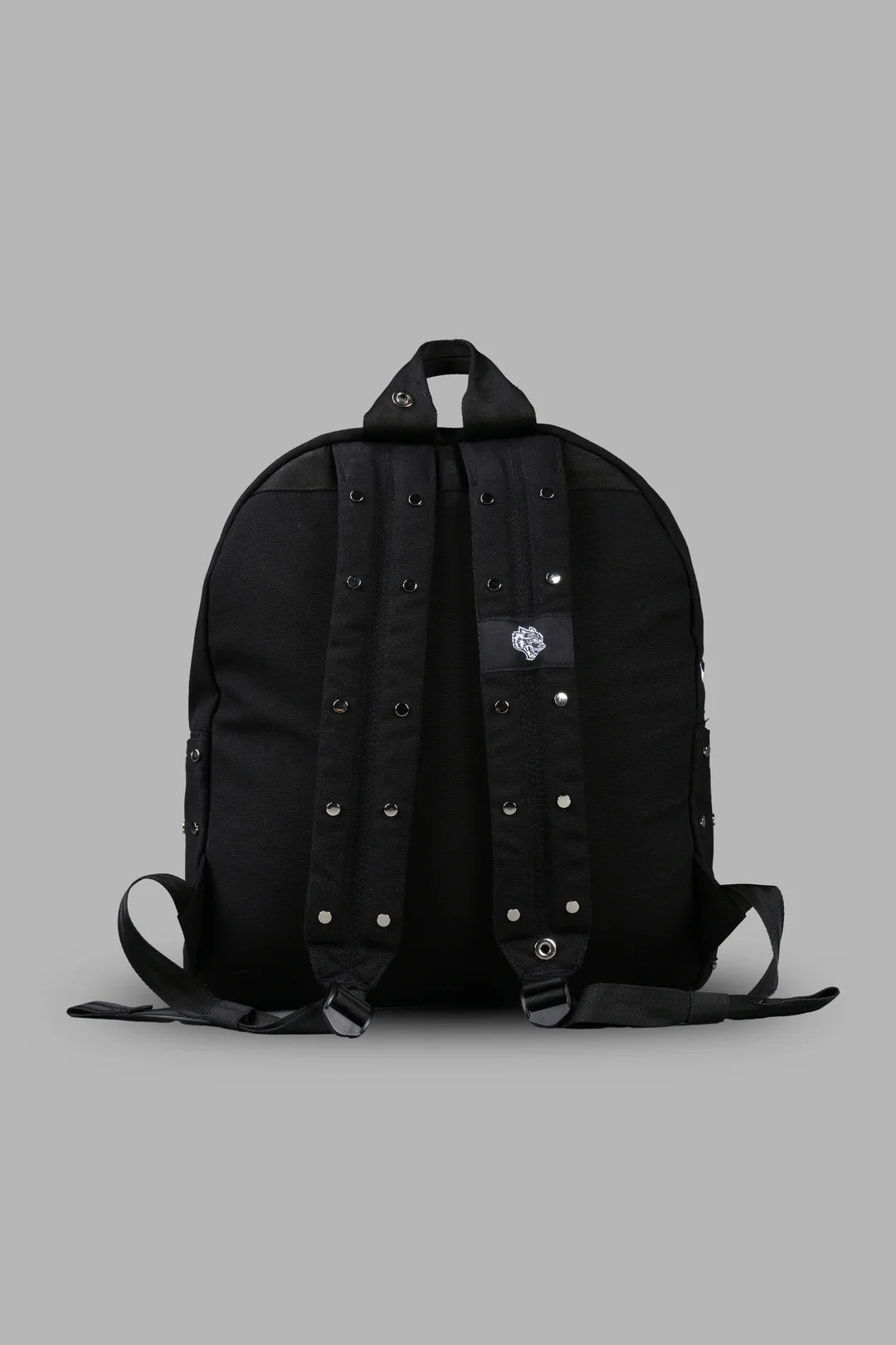 WOLVES CHOPPER EVERYDAY BACKPACK IN BLACK