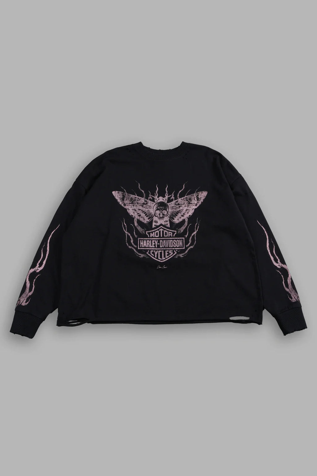 H-D MOTH INFERNO DISTRESSED GRUNGE BOX CUT LS TEE IN BLACK