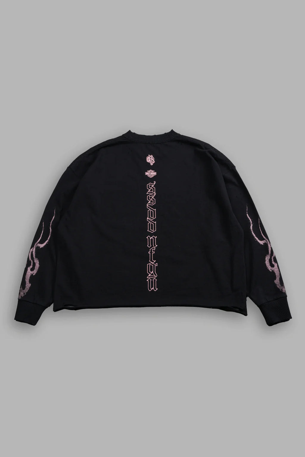 H-D MOTH INFERNO DISTRESSED GRUNGE BOX CUT LS TEE IN BLACK
