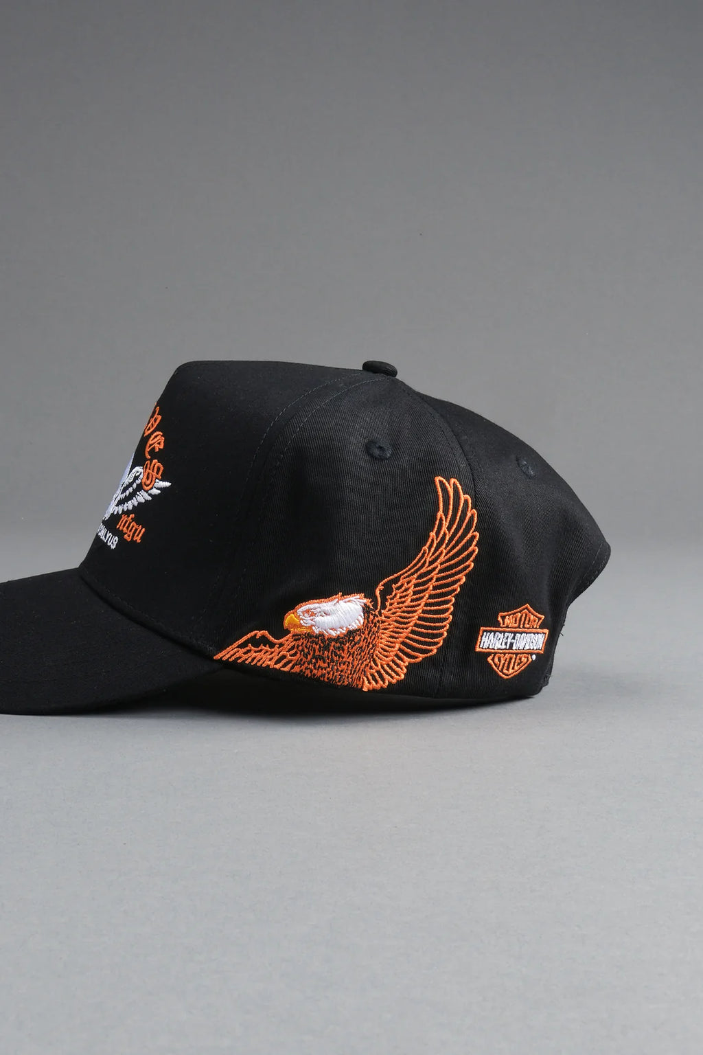 WEIGHTED WINGS 5 PANEL HAT IN BLACK