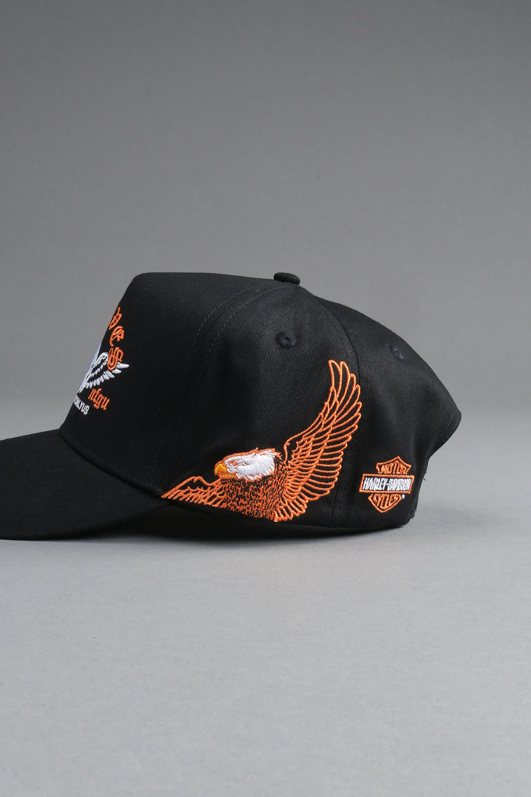WEIGHTED WINGS 5 PANEL HAT IN BLACK