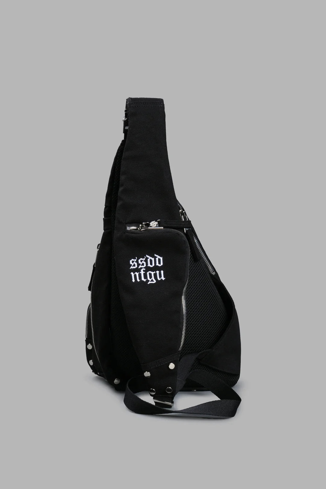 WOLF HEAD RONIN SIDE BAG IN BLACK
