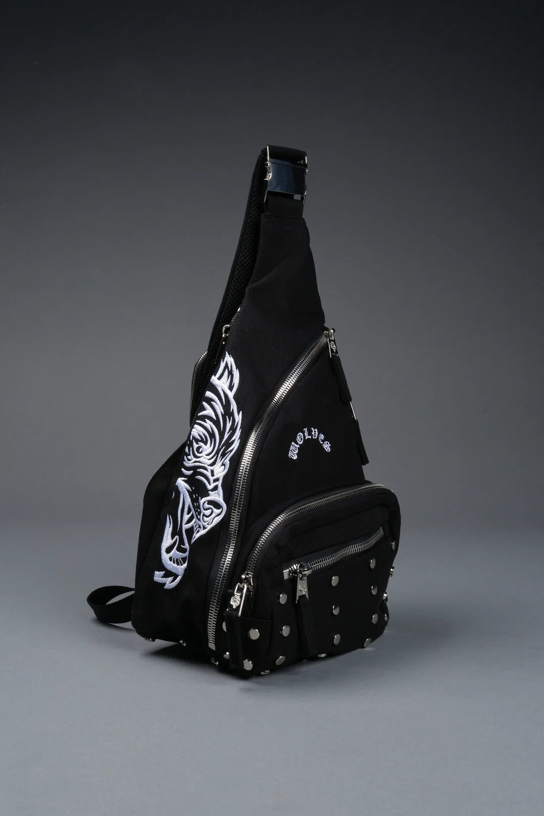 WOLF HEAD RONIN SIDE BAG IN BLACK