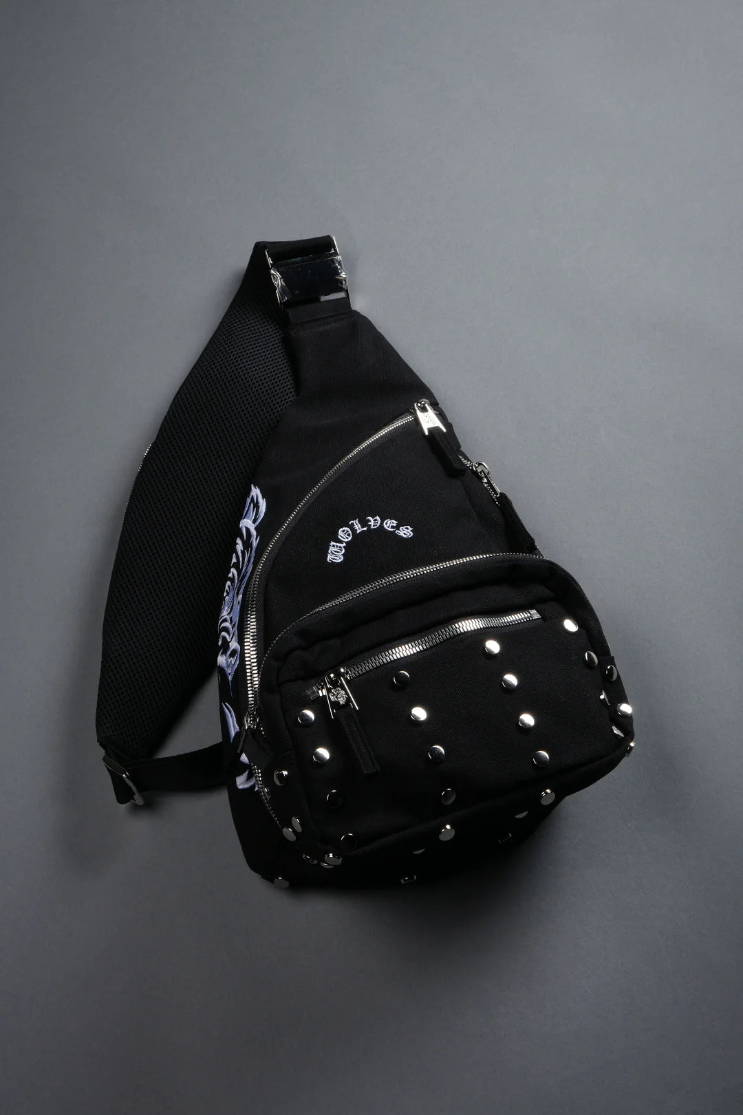 WOLF HEAD RONIN SIDE BAG IN BLACK