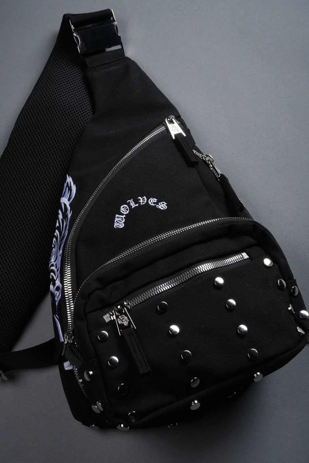 WOLF HEAD RONIN SIDE BAG IN BLACK