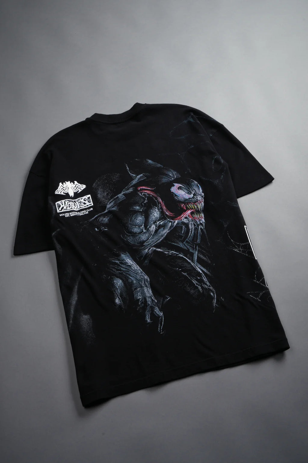 VENOMOUS SIDE-BY-SIDE SERIES PREMIUM OVERSIZED TEE IN BLACK