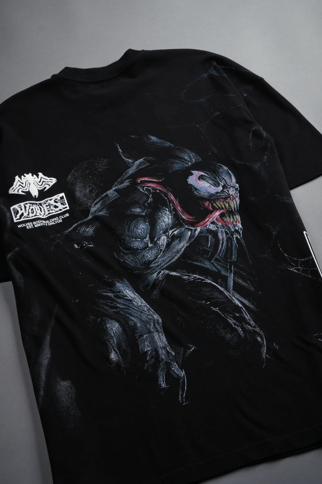 VENOMOUS SIDE-BY-SIDE SERIES PREMIUM OVERSIZED TEE IN BLACK