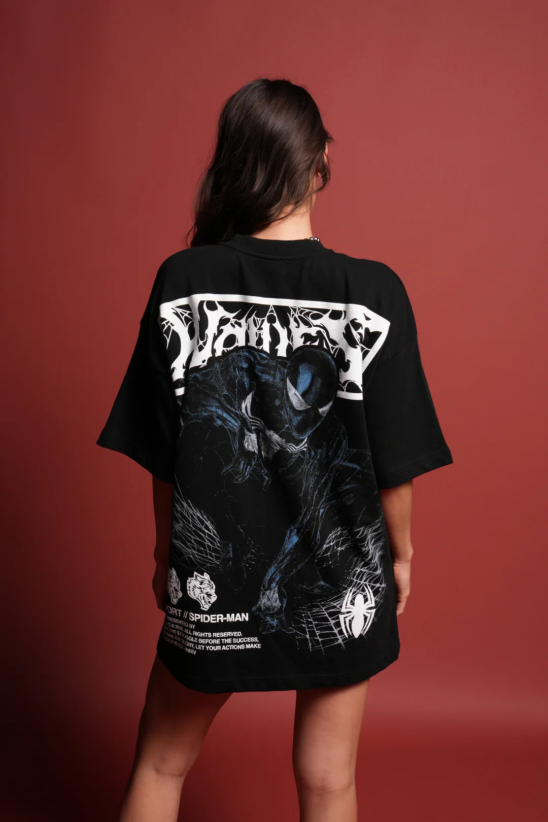 DARK SYMBIOTE PREMIUM OVERSIZED TEE IN BLACK