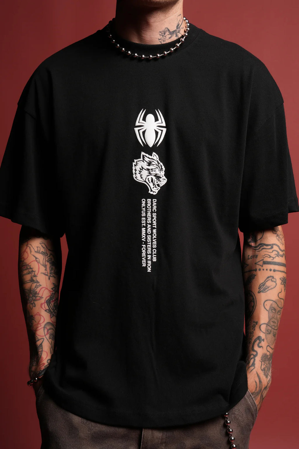 DARK SYMBIOTE PREMIUM OVERSIZED TEE IN BLACK