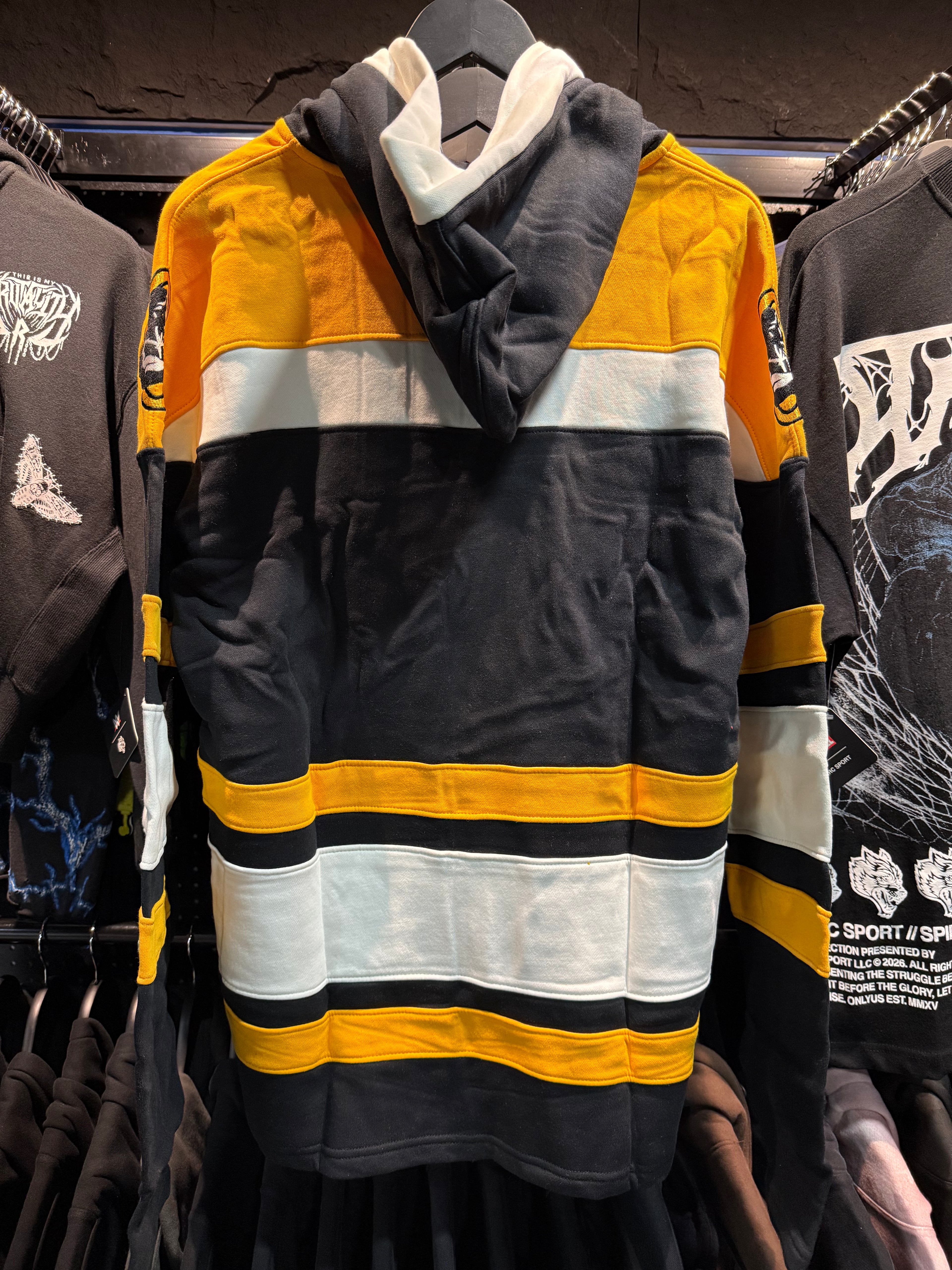 OLYMPIA MENS HOCKEY JERSEY BLACK/GOLD